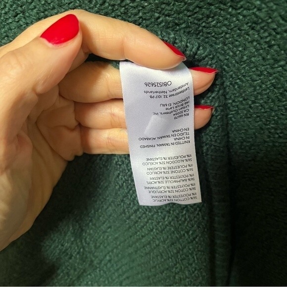 Anthropologie Pilcro Textured V-Neck Sweater in Forest Green M NWOT - Picture 3 of 10